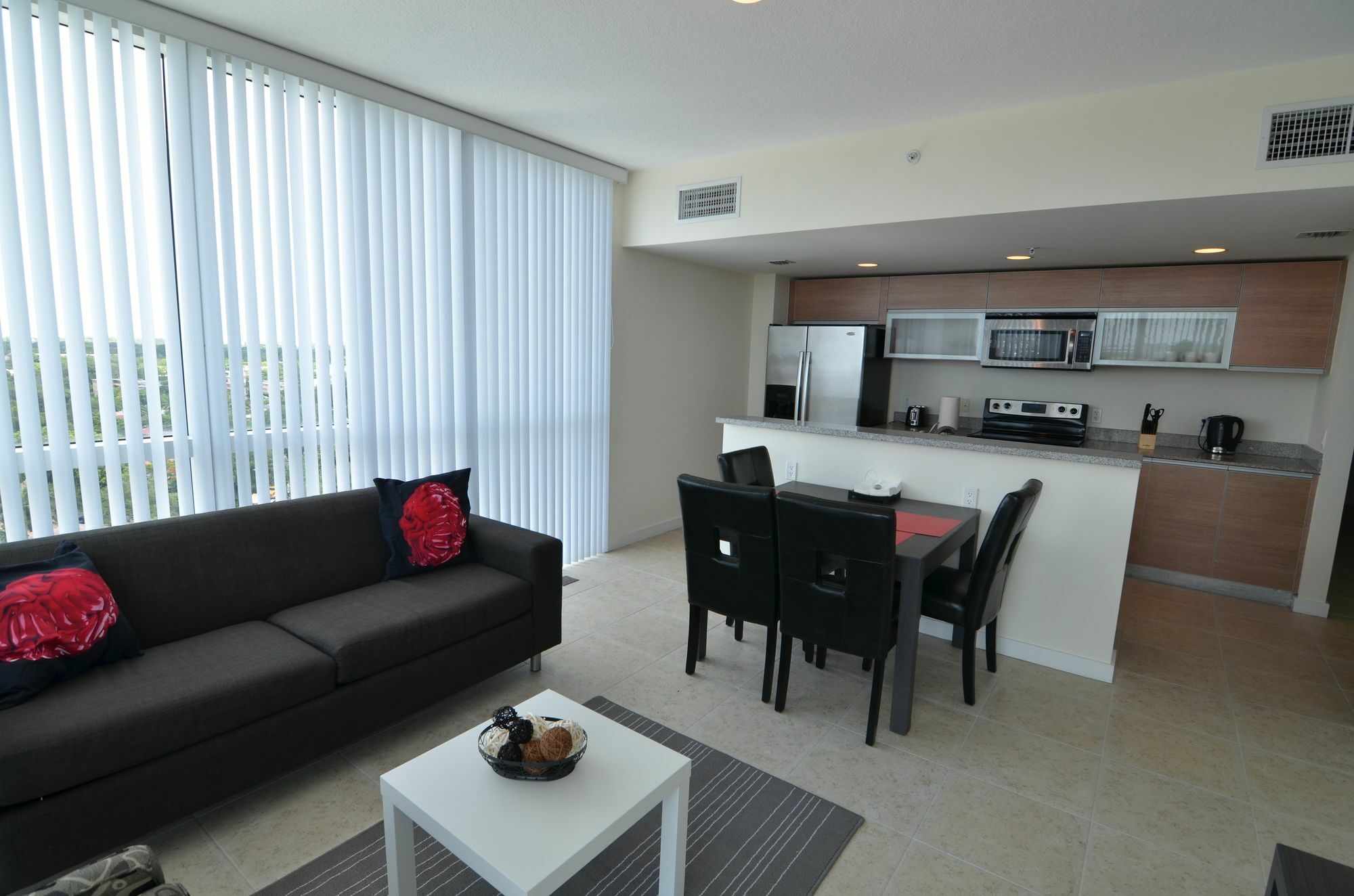 Appartamento Riviera Luxury Living At River Oaks Marina And Tower Miami Esterno foto